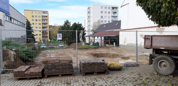 Revitalizácia okolia pamätníkov Dr. Osuského a Dr. Papánka 2